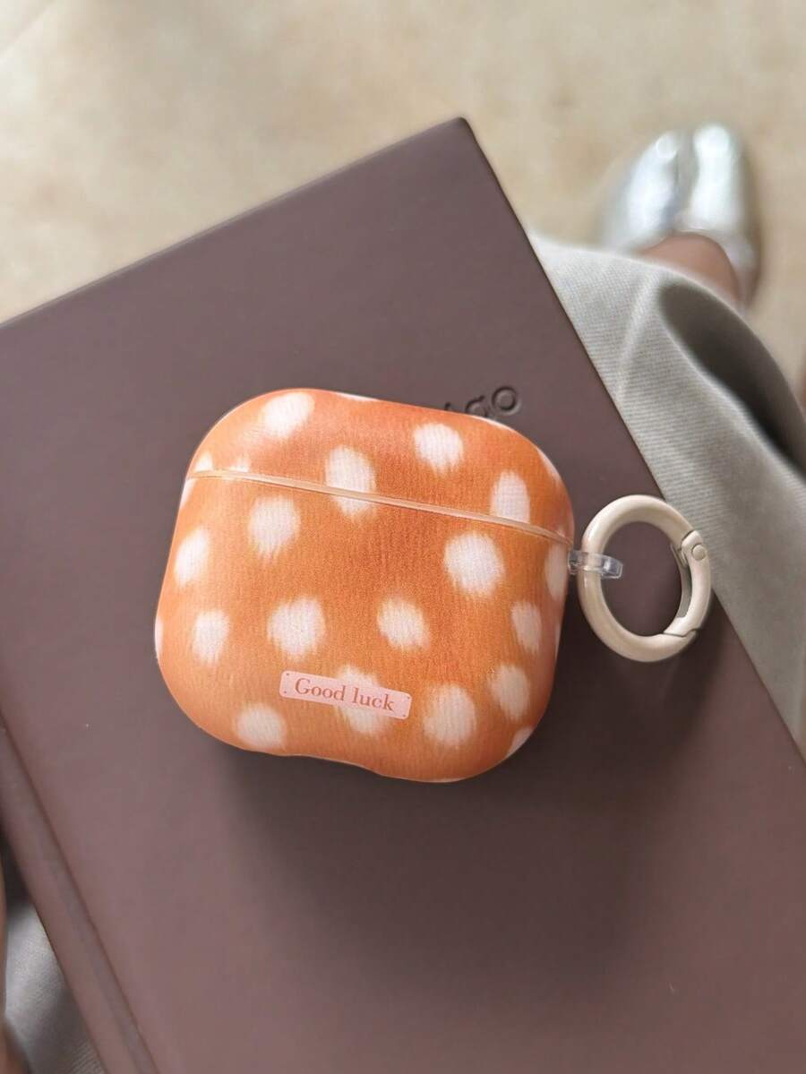 Casing Pelindung Pods 5 Motif Rusa Bunga Plum Vintage Musim Gugur/Dingin, Kompatibel dengan Pod 4, Casing Earphone Apple Pro 3, Bluetooth Nirkabel Generasi ke-2, Generasi ke-3, Generasi ke-2, Pod Pro Generasi ke-4, dan Generasi ke-5.
