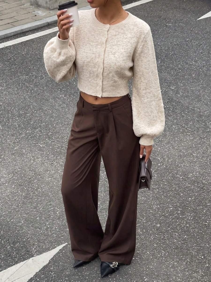 Cárdigan corto, suelto y casual de mujer Sylvia para otoño/invierno, de cuello redondo, manga farol, de un solo pecho, de tela de gasa con estampado floral multicolor, de punto, con botones, adecuado para ir a la oficina, viajar, salir por la noche y usar en la calle - Albaricoque - Ver 1