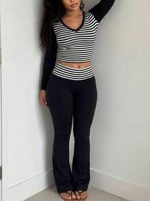 LovelyWholesale Women's Casual V-Neck Striped Colorblock Long Sleeve Top And Flare Pants 2-Piece Set, Autumn Outfit - Black - View 9
