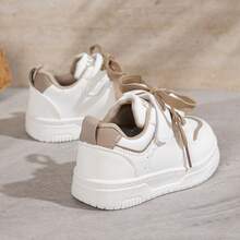 1 Pair Kids' White Sneakers, New Khaki Colorblock Skate Shoes, Boys' & Girls' Hook And Loop Soft Sole Casual Sports Shoes - Khaki - View 5