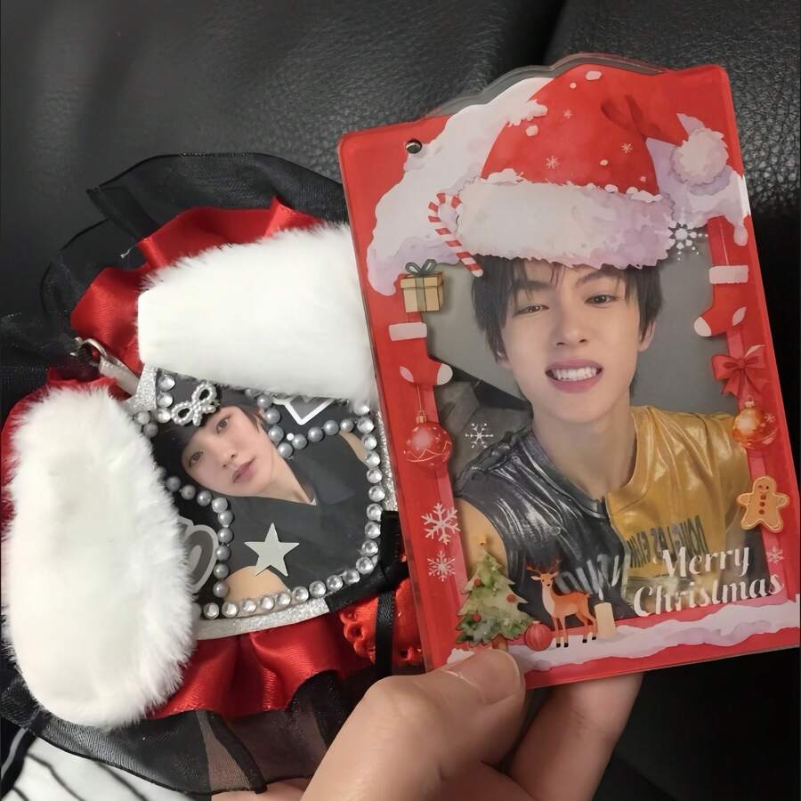Cor/Tis Same Style Christmas Acrylic 3 Inch Card Holder, Idol Photo Card Storage, Christmas Tree And Christmas Red Hat Design Card Holder - Multicolor - View 1