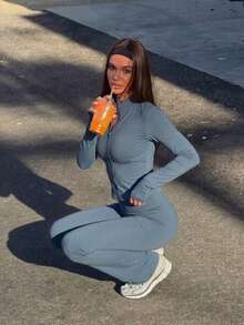 Women's Autumn Fashion Solid-Color Slim-Fit Crop Top And Flared Pants Athleisure Set – Suitable For Fitness, Casual Outings, Yoga, And Halloween. - Green - View 5