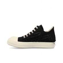 New Bread Sneakers 2026 – Thick Sole, Rounded Toe, Dark Laces: The Black Low-Top For Him & Her, Comfortable, Street-Style, Paired In Seconds. - Black Distressed Canvas - View 1