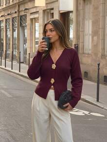 Women's Burgundy Ribbed V-Neck Sweater With Gold Button Decoration, Autumn/Winter Long Sleeve Regular Fit Pullover - Burgundy - View 5