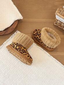 1 Pair Spring/Autumn Unisex Children's Soft Sole Lightweight Thermal Lined Warm Comfortable Foot-Friendly Outdoor Snow Boots Low-Top Boots - Brown - View 5