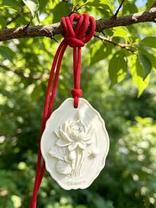 A High-Value Embossed Floral Fragrance Pendant With Red String Aroma Diffuser Slice, Suitable For Multi-Scene Decorations For Cars, Wardrobes, Home And Gifting - Multiple Styles - View 5