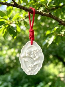 A High-Value Embossed Floral Fragrance Pendant With Red String Aroma Diffuser Slice, Suitable For Multi-Scene Decorations For Cars, Wardrobes, Home And Gifting - Multiple Styles - View 13