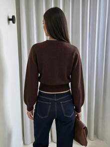 Mori 秋冬女款 Y2K 時尚毛茸茸針織開襟衫，鈕扣圓領短版上衣，街頭風穿搭 - 棕色 - 查看 2