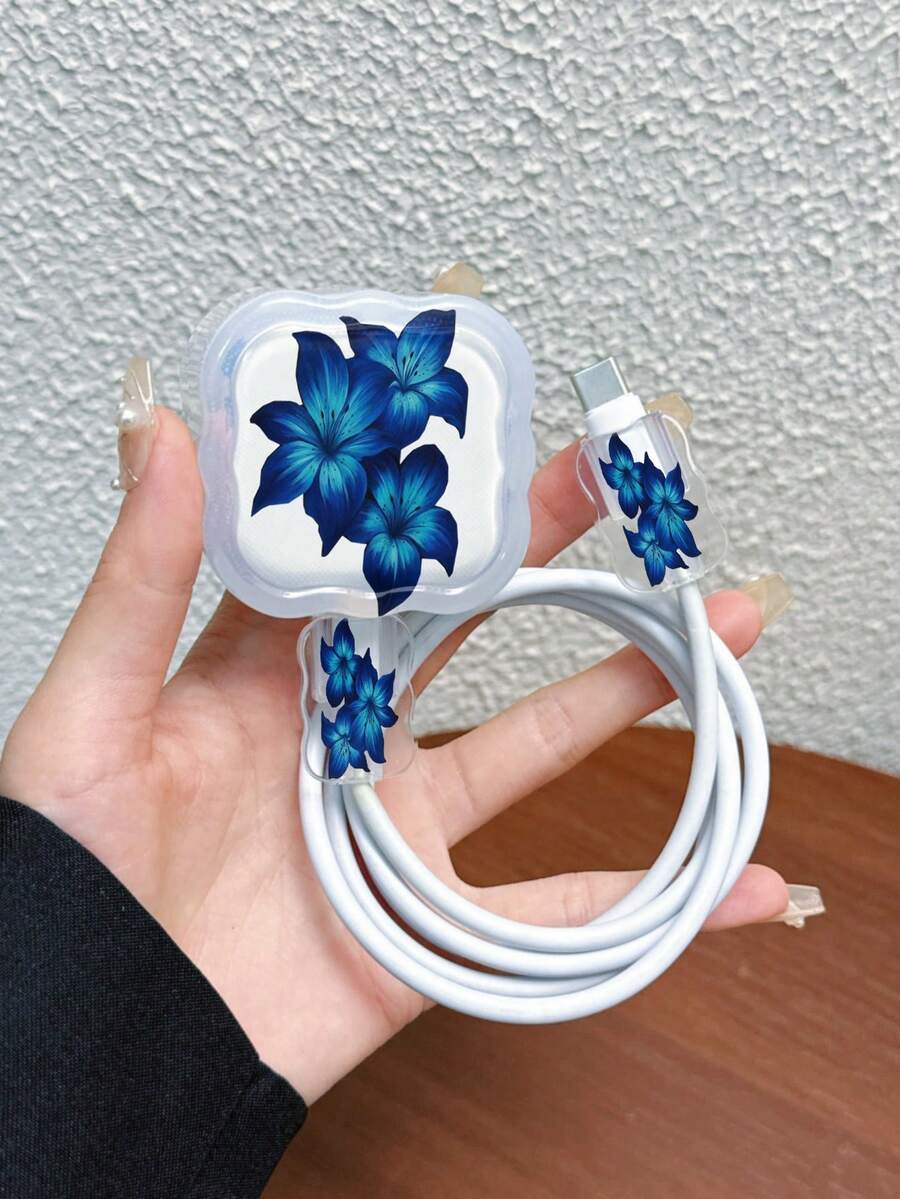 Blue Floral Pattern 3pcs Set Data Cable Charger Wave-Shaped Protective Cover Compatible With UK Standard 20W Apple Charger, Transparent Anti-Shatter Cover, Protects Phone, 3-Prong Charger, Cable Protective Cover (Protective Cover Only, Charger And Data Cable For Display Only) - Multicolor - View 1