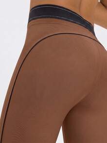 KyrLssu Damset med sport-bh och leggings med kontrasterande piping, 2-delad träningsoutfit för gym, yoga och löpning - Brun - Visa 4
