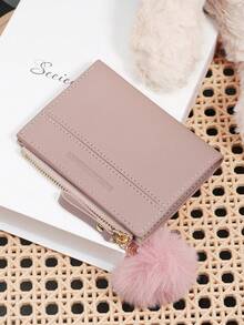 Dompet Pendek Wanita dengan Hiasan Pom Pom yang Halus, Dompet Kotak Resleting, Tempat Penyimpanan Kartu Kredit Pendek, Cocok untuk Dibawa Saat Bepergian - Lilac Purple - View 4