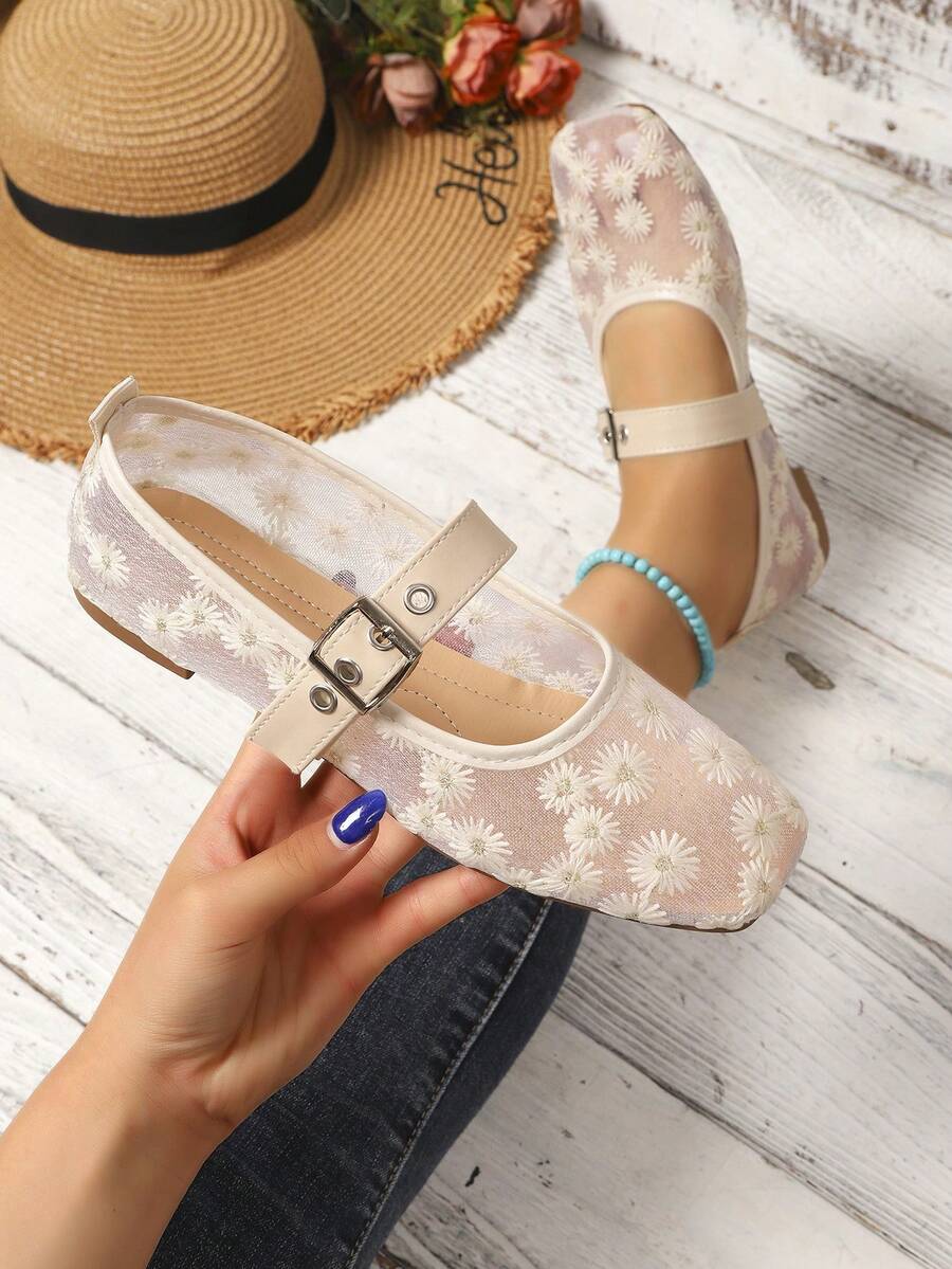 2026 Spring/Summer New Mesh Breathable Women's Square Toe Flat Ballet Shoes Beach Elegant Fashion Vacation Neutral - Apricot - View 1