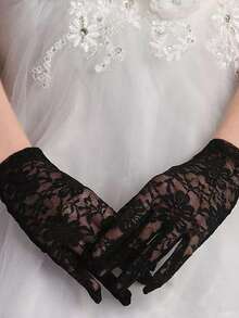 A Pair Of New Romantic Soft Lace Gloves, Wedding Bridal Gloves, Bachelore - Black - View 3