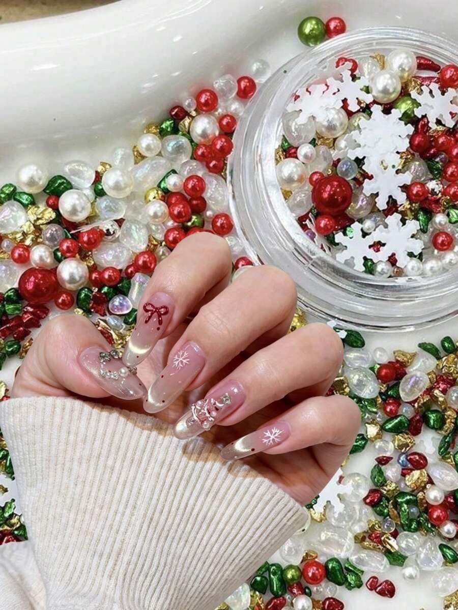 1box/2boxes Christmas Winter New Snowflake & Pearl Mixed Nail Art Decorations, Red & Green Classic Christmas Color Palette, Create Rich Winter Christmas Style Nails, DIY Decoration - Multicolor - View 1