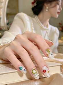 1 Sheet Christmas Nail Stickers, Gold Embossed Xmas Wreath Tree Reindeer Snowflake Bauble Self Adhesive Nail Art Decorations, Luxury Holiday Nail Decals - Multicolor - View 5