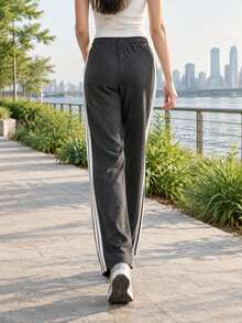 Adidas Pantalones deportivos largos para mujer DCE KN PNT con rayas laterales, de punto y pierna recta KX8907 - negro - Ver 5