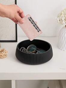 6.89in Large Diameter Vertical Striped Round Basin, Minimalist White Resin Storage Tray, Living Room Decor Ornament, Organizer Dish - Disc - View 7