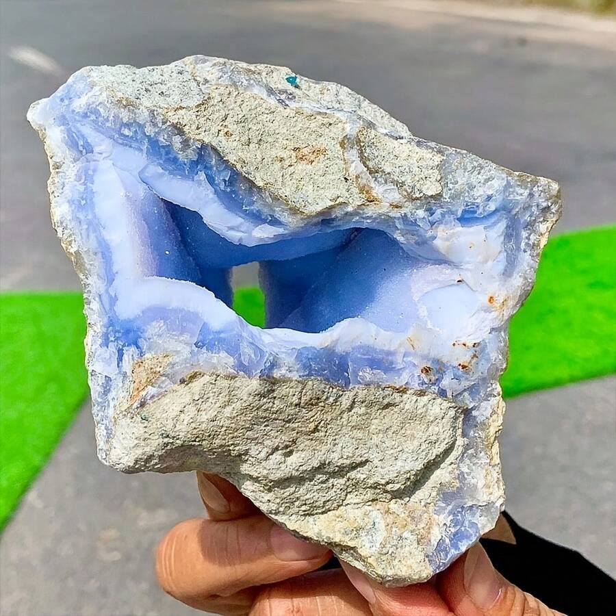 1pc Druzy Blue Lace Agate Cluster/Genuine Mineral Raw Specimen With Geometric Patterns/Unique Mineral Structure - Blue - View 1