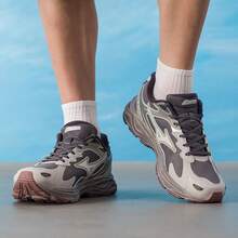 Mizuno New RACER S Unisex Outdoor Water-Resistant Retro Chunky Sneakers Sports Casual Running Sneakers - Grey - View 2
