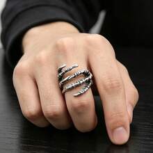 Klaudinni Adjustable Claw Ring - Gold - View 2