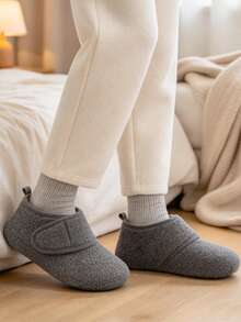 Leisfit Sepatu Bot Rumah Berbulu Tinggi Dewasa, Sepatu Bot Pergelangan Kaki dengan Perekat Velcro yang Dapat Diatur, Sol Anti Selip dengan Tumit yang Menutupi Seluruh Bagian, Sandal Hangat dan Lembut untuk Penggunaan di Dalam dan Luar Ruangan di Musim Gugur dan Musim Dingin - Grey - View 5
