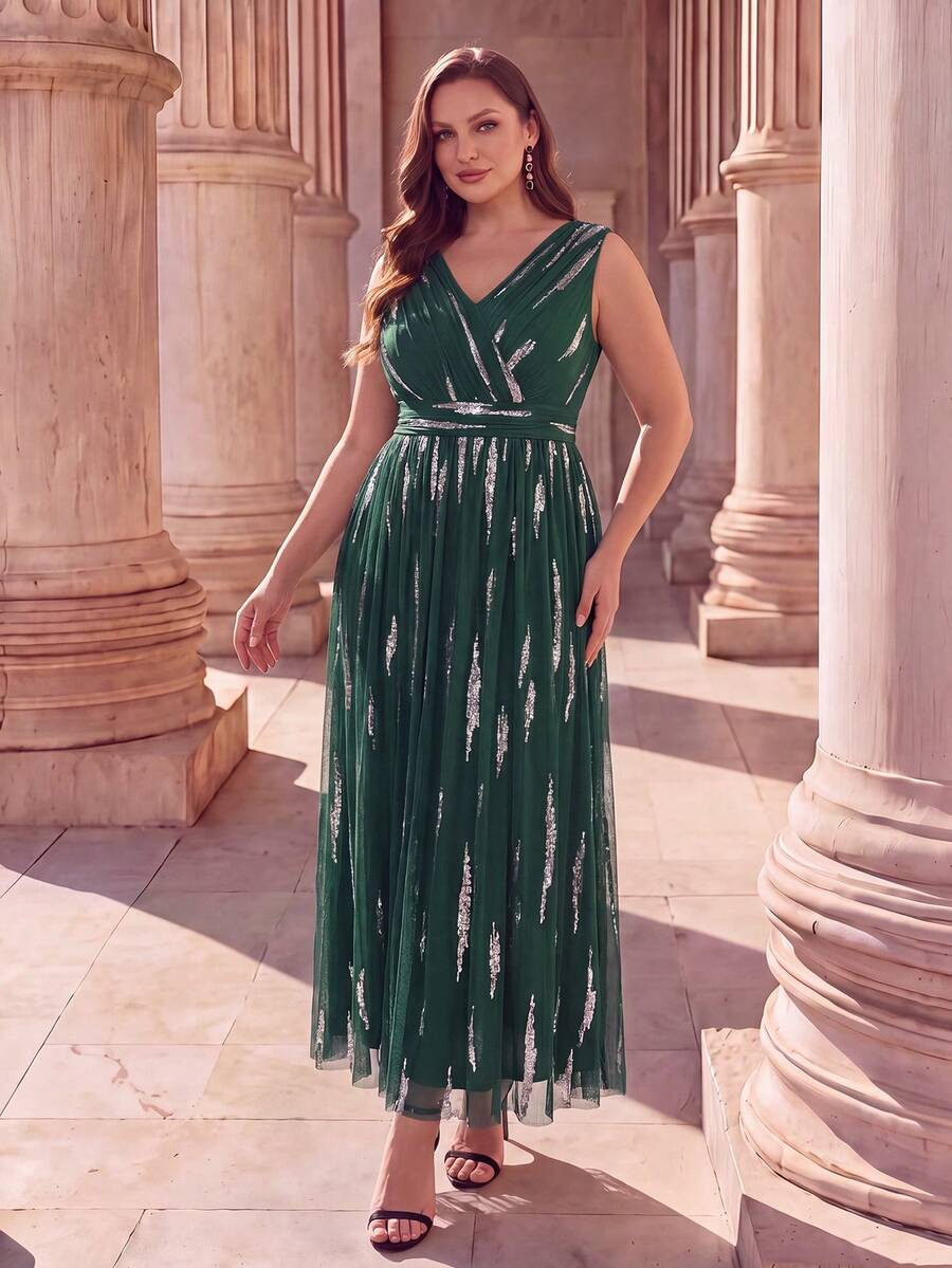 EVERPRETTY Autumn Plus Size Elegant Luxury Sequin Embroidered Formal Evening Gown Suitable For Wedding Guest, Bride's Mother, Party, Semi-Formal Occasions - Dark Green - View 1