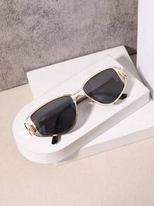 1 PC Women's Lightweight Geometric Fashion Glasses Metal Frame Soft Tinted Lens Retro Chic For Beach Travel Photo Shoot With Glasses Box - Multicolor - View 4