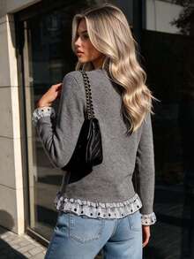 Cardigan Wanita Model Vintage Abu-abu dengan Leher Bulat dan Lengan Panjang, Detail Kancing dan Hem Berumbai, Sweater Cardigan Berumbai yang Wajib Dicoba untuk Musim Gugur/Dingin - Dark Grey - View 4