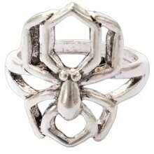 Klaudinni Spider Ring - Silver - View 3
