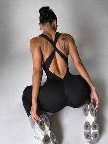 SlayoSlayoga 1件裝女款純色交叉鏤空修身連身褲 - 黑色 - 查看 1