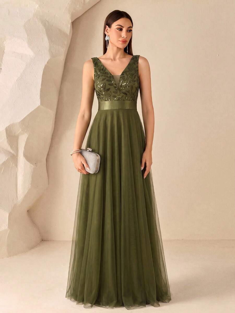 XUCTHHC Elegant Sequin Embroidered Mesh V-Neck Sleeveless A-Line Bridesmaid Dress, Suitable For Prom, Party, Wedding Guest, Holiday, Autumn/Winter