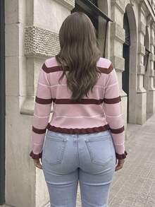 大尺碼女款秋季套裝，優雅荷葉邊飾多色長袖鈕扣開襟針織條紋毛衣，適合外出與通勤 - 粉色 - 查看 8