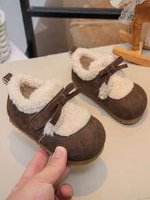 Girls' Autumn/Winter Colorblock Plush Shoes With Hook-And-Loop & Bow Design, Thick Sole Anti-Slip Casual Daily Shoes For Toddlers - Brown - View 2