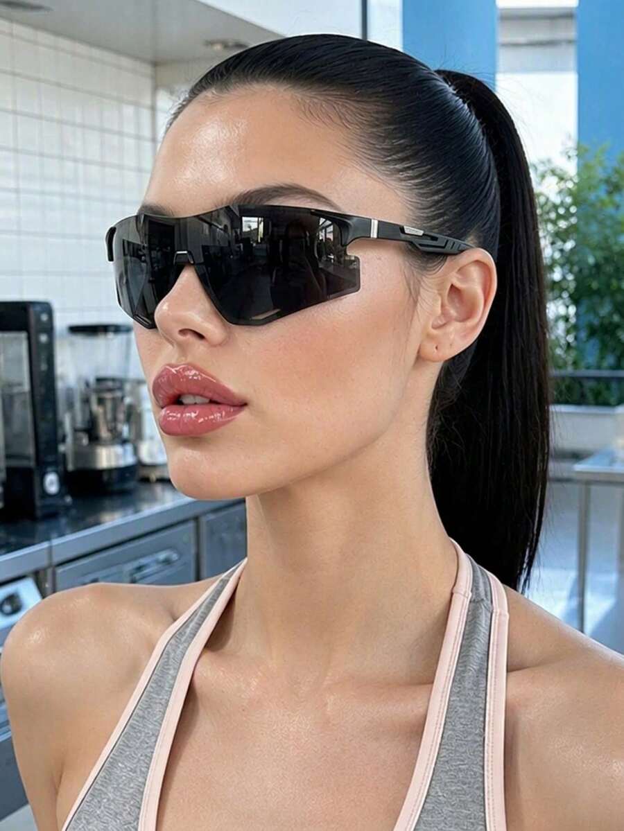 Women's One-Piece Frameless Sunglasses, Cool Black Oversized Lenses, Plastic Frame, Metal Trim On Temple Arms, Suitable For Spring, Summer, Autumn. Futuristic Functional Style, Perfect For Urban Street Photography, Cool And Face-Slimming, Personalized Sunglasses For Men - Black - View 1