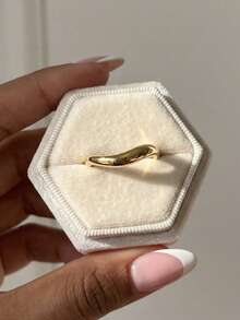 1pc Fashion Minimalist Curved Ring, Suitable For Women's Daily Wear And Party Accessories, Vintage Elegant Jewelry Gift - Gold - View 4