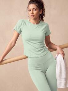 Soyun New Women's Mesh Back Breathable Short Sleeve Yoga Pants Set, Curved Design, Suitable For Outdoor Activities Sports - Mint Green - View 4