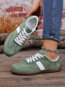 Women's Retro Training Shoes, Colorblock Suede-Like Casual Sneakers, Lightweight Soft Sole Lace-Up Flat Shoes, Breathable Versatile Daily Wear For Spring And Autumn - Green - View 3