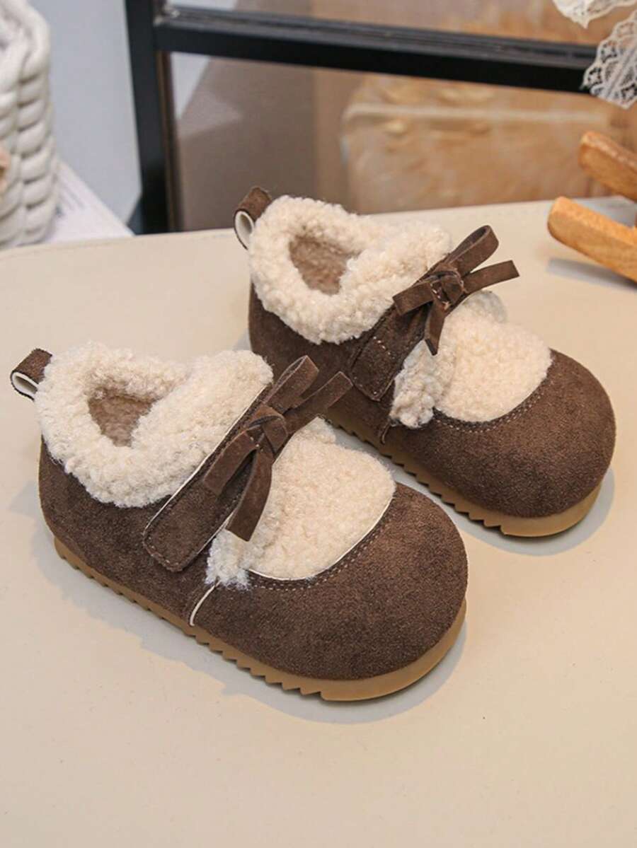 Girls' Autumn/Winter Colorblock Plush Shoes With Hook-And-Loop & Bow Design, Thick Sole Anti-Slip Casual Daily Shoes For Toddlers - Brown - View 1