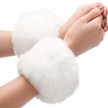 1 Pair Faux Rabbit Fur Wrist Warmers Arm Sleeves Women's Decorative Accessories - Multicolor - View 1