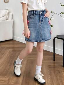 Young Girl Sweet And Cute Light Wash Denim Hip-Covering Skirt, Bow Decor, Fashionable Semi-Elastic Waistband With Adjustable Elastic, Suitable For All Seasons, Denim Mini Skirt - Light Wash - View 2