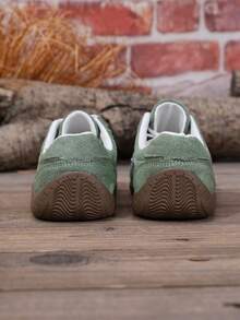 Women's Retro Training Shoes, Colorblock Suede-Like Casual Sneakers, Lightweight Soft Sole Lace-Up Flat Shoes, Breathable Versatile Daily Wear For Spring And Autumn - Green - View 2