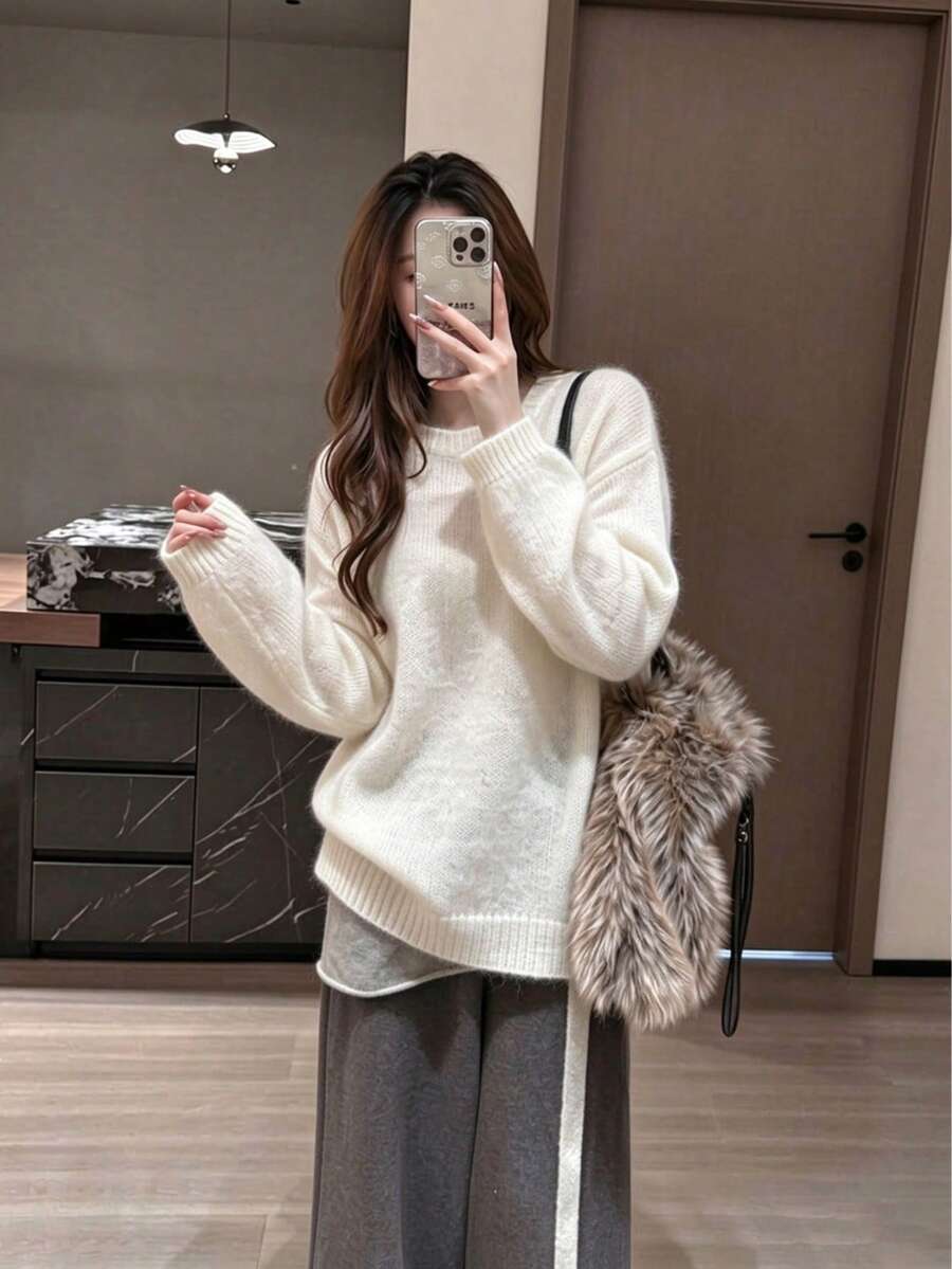 Women's White Knitted Fabric Pullover Long Sleeve Regular Fit Sweater For Winter And Fall Outfits, Cozy & Stylish