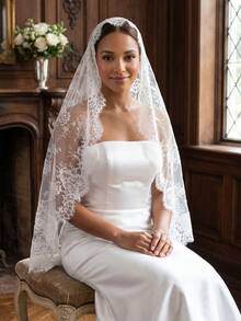 1pc French Lace Bridal Veil, Soft Tulle Martina Style Fingertip Length Wedding Veil With Hair Comb, Ivory - Ivory - View 2