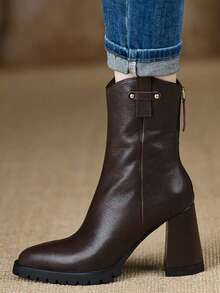 Sepatu Bot Wanita Ujung Bulat Hak Tebal Setinggi Betis, Sepatu Bot Modis dengan Rivet Logam, Resleting Belakang, Sol Tebal, Sepatu Bot Komuter Musim Gugur/Dingin - Coklat - View 1