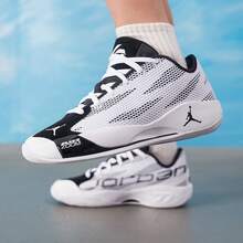 Nike Sepatu Basket KD19 Durant Generasi ke-19 Performa Olahraga Bantalan Bernapas Ringan untuk Pria - Hitam dan Putih - View 2