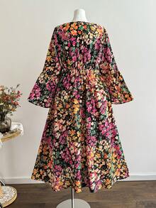 Rusttydustty Women's Plus Size Orange & Yellow Ditsy Floral V-Neck Patchwork Lace Trim Vintage Bohemian Elegant Dress, Suitable For Autumn/Winter, Halloween Outfit - Multicolor - View 6