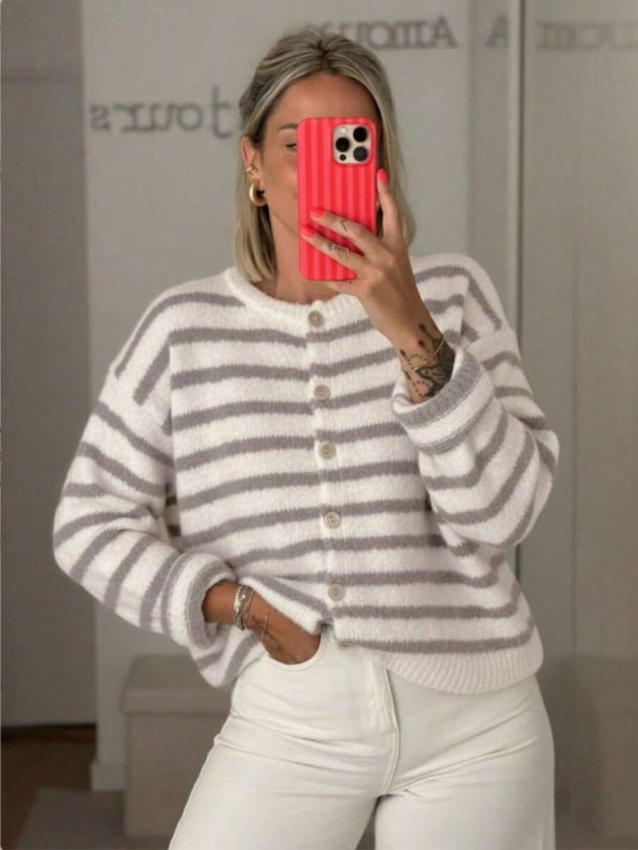 Áo cardigan len dệt kim cài nút phối màu sọc cho nữ size lớn - Màu Khaki - Xem 1