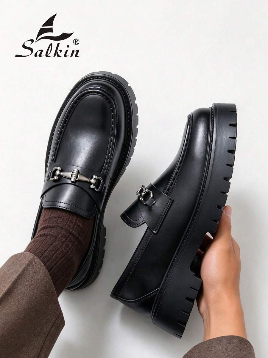 Salkin 男士设计师款套脚乐福鞋,英伦风,柔软舒适,圆头设计,优雅正式的正装鞋,哑光黑,防滑厚底,适合休闲、约会、派对、婚礼、季节性穿着等多种场合。注意:尺码偏小,建议选购大一码。 - 霧面黑 - 查看 1