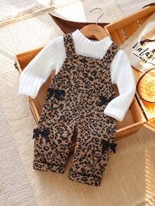 Autumn New Girls' Leopard Print Jumpsuit Set 2pcs, Black Bow Decor Leopard Print Overalls + White Semi-High Neck Ribbed Long Sleeve Base Layer - Brown - View 2