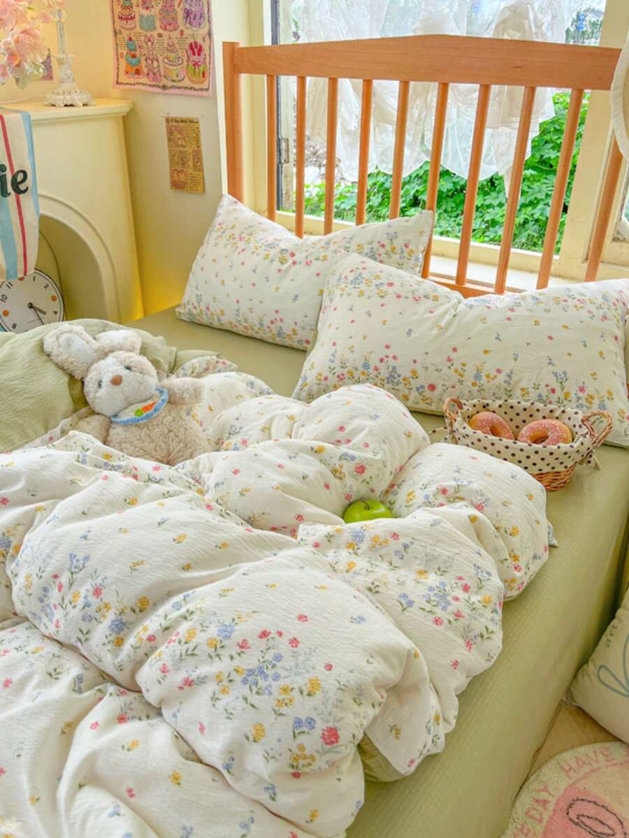Fresh Floral Down Comforter Cover 4-Piece Set, Pastoral Aesthetic Colorful Small Flower Bedding, Includes 1*Duvet Cover+1*Bed Sheet+2*Pillowcases, With Zipper Design, Soft Botanical Room Decor, Solid Color Bed Sheet, Versatile For Daily Use, No Filling Included - Pastel Green - View 1